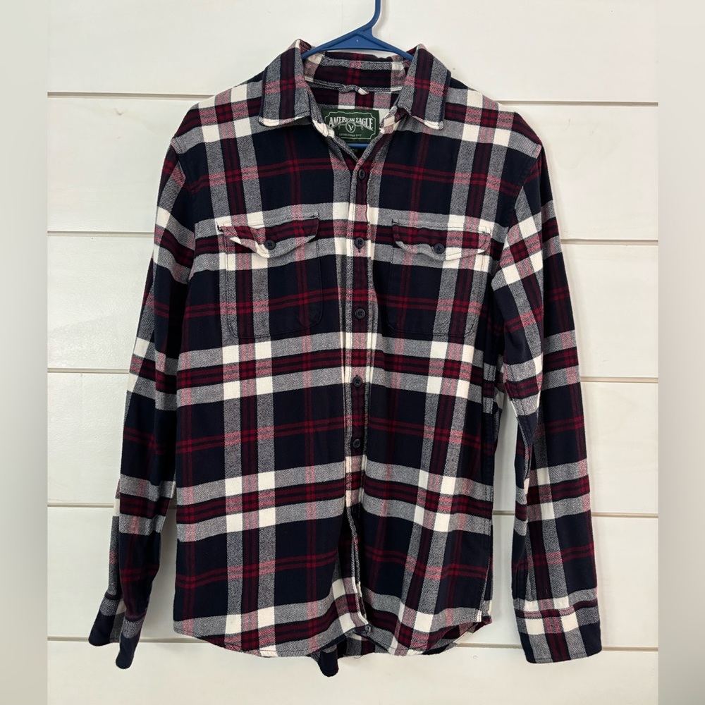 American Eagle Outfitters Men's Red and Black Checkered Shirt